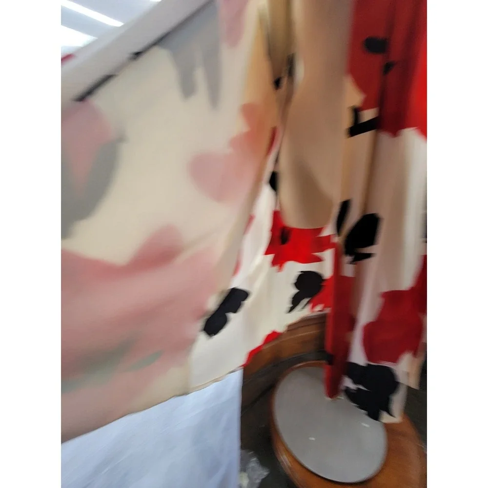 Vintage USA Pure SILK Voluminous Donna Karan Bold Floral Jacket Kimono Overpiece